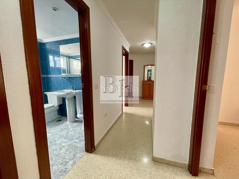 Foto 671fcb18-204a-4da2-8bad-b6d3ee093d4a. Appartamento in calle rodolfo halffter 5 in Santa Cristina - San Rafael Málaga