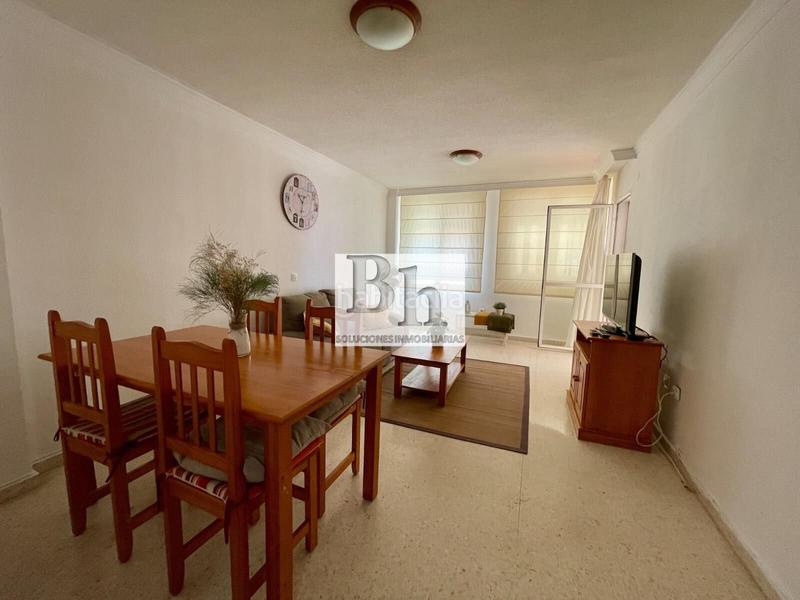 Foto f4838f5a-342f-4e40-93ec-ae272fcadd7b. Appartamento in calle rodolfo halffter 5 in Santa Cristina - San Rafael Málaga