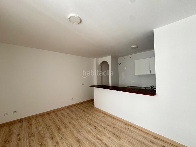 Foto 551dd49d-14a9-49ae-9e33-a290d4d77a33. Apartamento s junto a hospital civil en Málaga