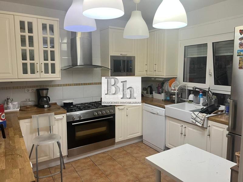 Foto 0b19ae4f-5a8d-4821-aba4-adc3d1cf71f4. Chalet avec parking dans Manantiales - Lagar - Cortijo Alhaurín de la Torre