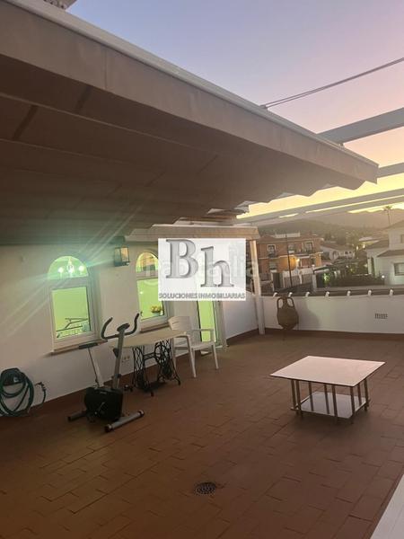 Foto a8cce517-ba89-48f0-9d0f-20731e2a1161. Chalet avec parking dans Manantiales - Lagar - Cortijo Alhaurín de la Torre