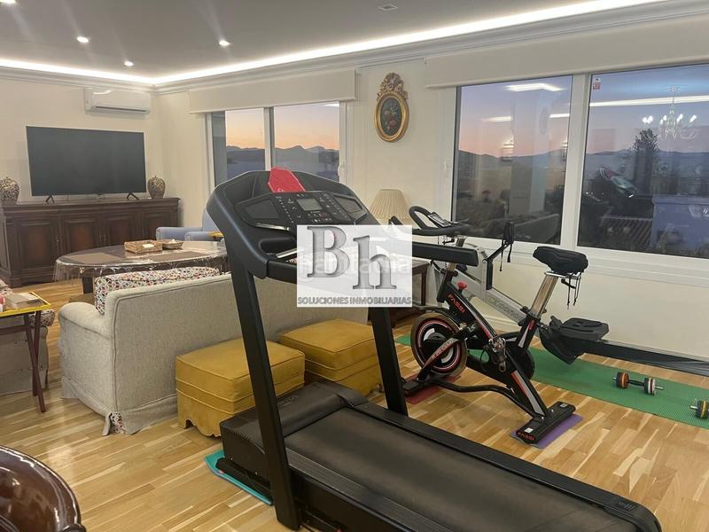 Foto aa678320-5004-46c3-b1e2-5ea5fc1fb659. Chalet avec parking dans Manantiales - Lagar - Cortijo Alhaurín de la Torre