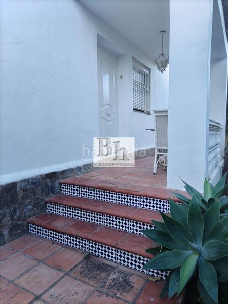 Foto aefd7b7d-9c18-48b7-a0ac-609174487dc0. Chalet avec parking dans Manantiales - Lagar - Cortijo Alhaurín de la Torre