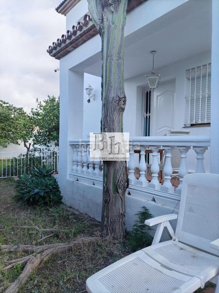 Foto df69f8bf-3950-4a3c-ac80-14506498e736. Chalet avec parking dans Manantiales - Lagar - Cortijo Alhaurín de la Torre