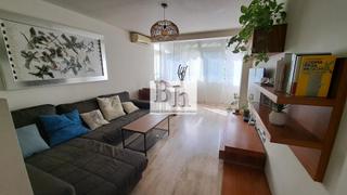 Appartement à Calle calle guadiaro, 12 12. Blanhogar vende piso en las delicias!!!