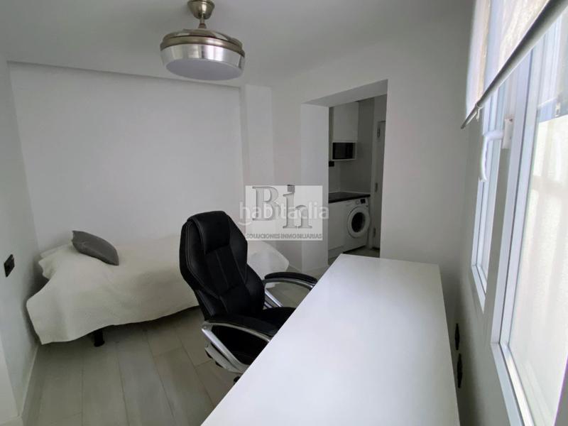 Foto 0ab0735a-3e3e-4893-ad99-d289b2eb2fed. Maison jumelée avec piscine dans La Colina Torremolinos