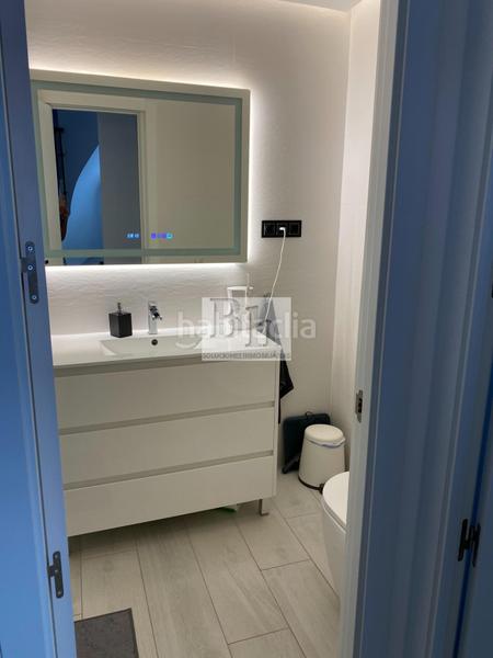 Foto 0b71e9c6-43bb-4eb7-bfdb-64a520b0e3bf. Maison jumelée avec piscine dans La Colina Torremolinos