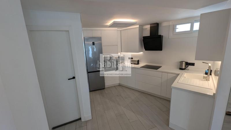 Foto 1377a76f-0c1c-4bb8-ad3d-ae3565fff687. Maison jumelée avec piscine dans La Colina Torremolinos