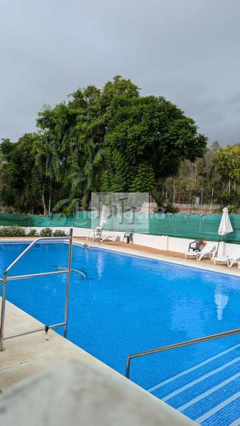 Foto 5fadc89d-826f-45bd-b9de-cfbad49645e0. Maison jumelée avec piscine dans La Colina Torremolinos