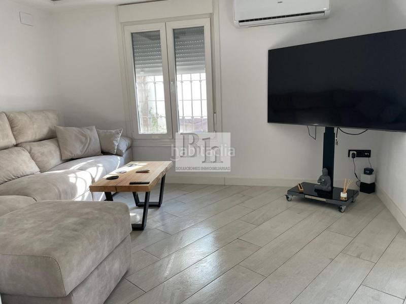 Foto cbd5720a-b885-4eed-8111-fb9225172c2c. Maison jumelée avec piscine dans La Colina Torremolinos