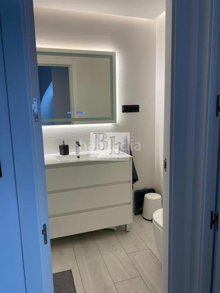 Foto cd5f3e42-eaa5-4857-93b2-29f56bba81b3. Maison jumelée avec piscine dans La Colina Torremolinos