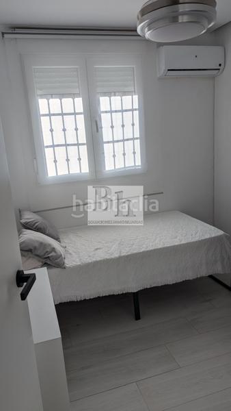 Foto e2bd3eae-617b-4be7-8805-97fb2d3ed0a1. Maison jumelée avec piscine dans La Colina Torremolinos