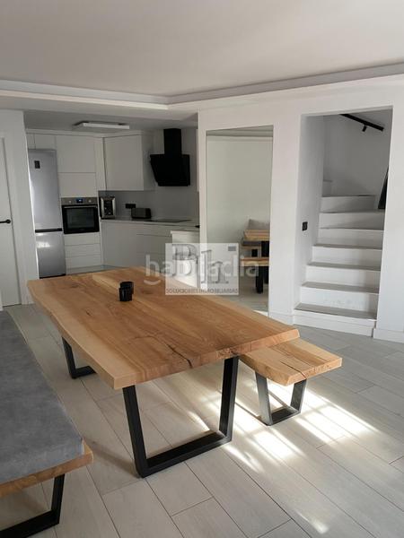 Foto e2e24abf-9500-43dd-93df-213df1b81d57. Maison jumelée avec piscine dans La Colina Torremolinos