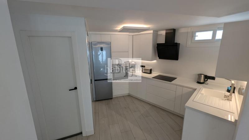 Foto f5344acb-a1a1-4bda-86ad-0785b3f7247d. Maison jumelée avec piscine dans La Colina Torremolinos