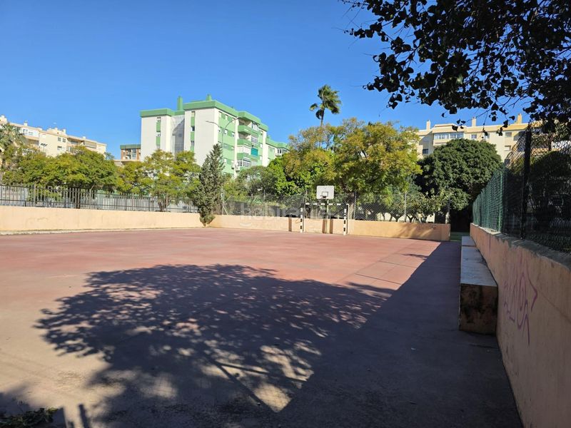 Foto 179e869a-2287-4259-8388-fee1298d822d. Pis amb calefacció aparcament a Los Guindos - Parque Mediterráneo - Santa Paula Málaga