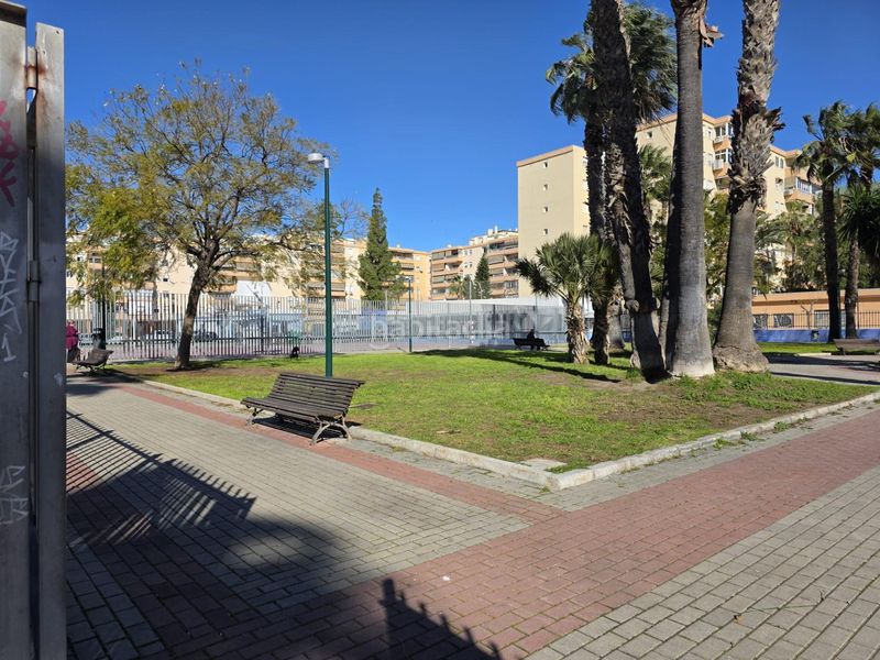 Foto f122c8f1-8c6a-44e4-958e-b7fcdb3a2673. Pis amb calefacció aparcament a Los Guindos - Parque Mediterráneo - Santa Paula Málaga