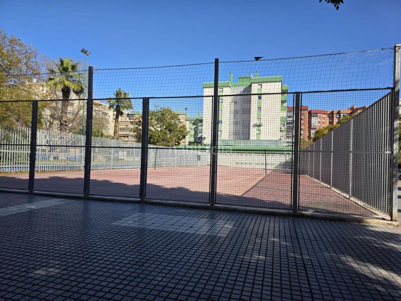 Foto f761d6ea-6ca8-4bb0-a184-f4a57f687976. Pis amb calefacció aparcament a Los Guindos - Parque Mediterráneo - Santa Paula Málaga