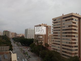 Pis  Avenida aurora. Oportunidad avenida de la aurora! 3 dormtorios dobles, 2 ba�os,