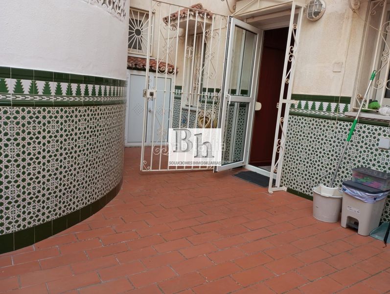 Foto 9ec0b31c-f0ee-4942-a04c-ff9877220143. Pis a Carranque - Haza Cuevas Málaga