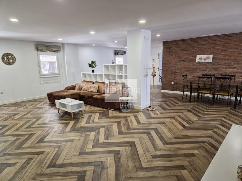 Foto ed16aa6d-3c13-44a6-a3bd-4be21162371a. Piso blanhogar vende piso en perchel sur planta 2 sin ascensor en Málaga