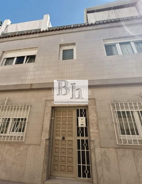 Foto 422e9001-72ef-4245-a522-de01406aaea7. Casa adossada a El Molinillo - Capuchinos Málaga