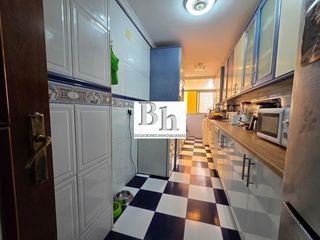 Appartement à Dos Hermanas - Nuevo San Andrés. Exclusiva vivienda con terraza y parking en avenida europa,  urb