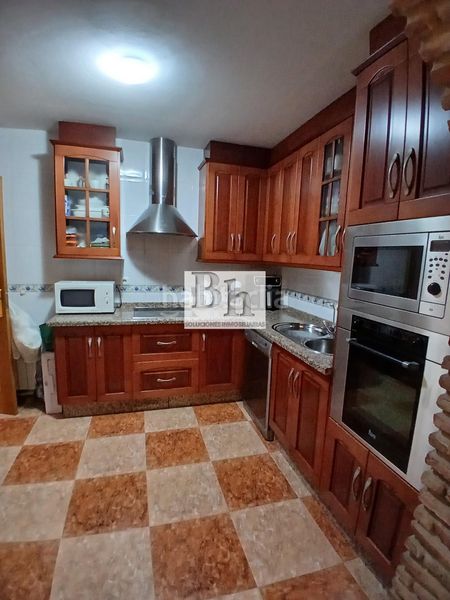Foto 047b1093-55d8-45fb-bc4d-4eb1bfae0e96. Chalet mit parking pool in Distrito Zeta - Recinto Ferial Cortijo de Torres Málaga
