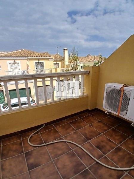 Foto 4f0c7f2a-eb33-4f1e-a567-7a5289f63345. Chalet mit parking pool in Distrito Zeta - Recinto Ferial Cortijo de Torres Málaga