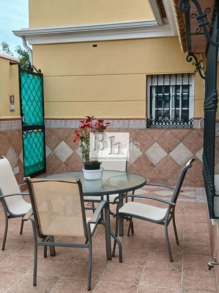 Foto db20cd7c-c365-4bf6-8e08-aea227225569. Chalet mit parking pool in Distrito Zeta - Recinto Ferial Cortijo de Torres Málaga