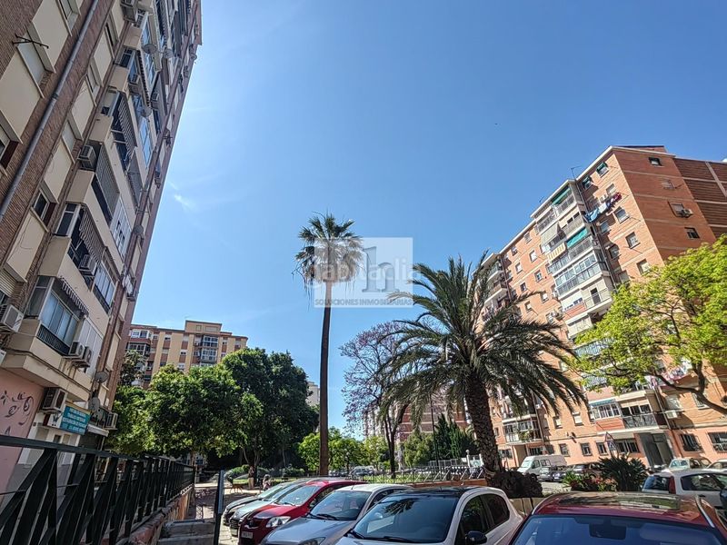 Foto 5dd4327d-9197-4028-a9a2-335b22f5fe7a. Pis a calle gaucin 21 a La Luz - El Torcal Málaga