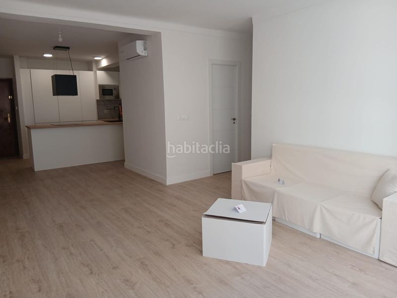 Foto e4d8d436-01a2-4121-8d24-79b27c2b0efa. Pis a Gibralfaro Málaga