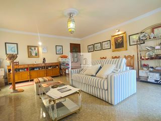 Flat in Avenida carlos haya 62. Blanhogar vende magnífico piso en carlos haya!!!