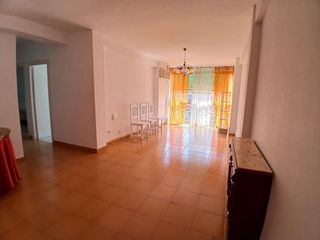 Pis  Calle san martin. Ocasi�n    piso en venta  zona carlos haya