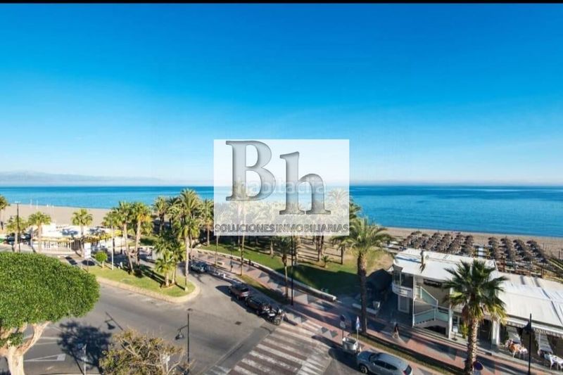 Foto 810a7382-91e7-4279-839d-1b03fca6ff46. Estudi amb piscina a Manantiales-Estación de Autobuses Torremolinos