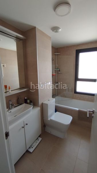 Foto 80aff639-258a-4bab-b90d-1133bded3717. Alquiler piso alquilo piso nuevo, de 2 dormitorios, 2 baños. 2plazas de garaje y trastero en Málaga