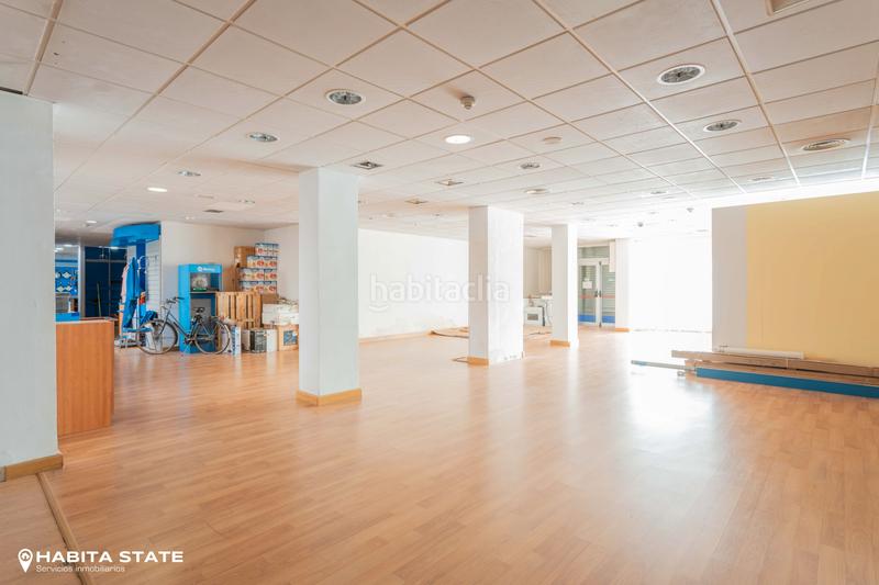 Foto 35e12e9d-a136-46b7-bcd4-d448992cc3cf. Affitto locale commerciale in avenida nuestra señora de montserrat 33 in Almería