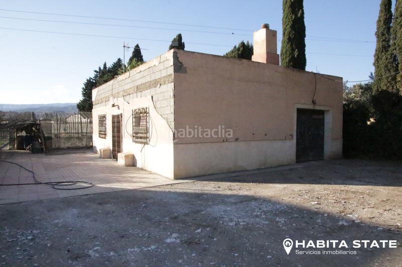 Foto 428eedf6-1f1c-46b9-ac14-c3c3a085b4da. Finca rústica en calle platanera 4 parcelas urbanas a escasos 10 minutos del centro de almería en Viator