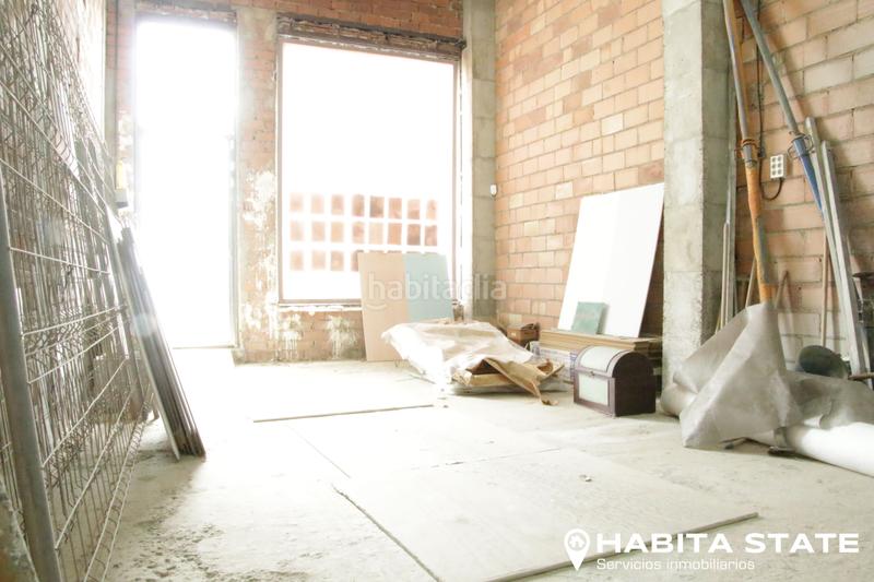 Foto 91f4f3e9-5182-4295-b2e9-28e321a3b9e5. Affitto locale commerciale in calle médico francisco pérez company 19 in Almería