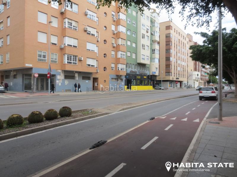 Foto 437ec6f6-8d81-47fe-9eeb-27a0b32af9d6. Affitto locale commerciale in calle ortega y gasset 1 in Almería