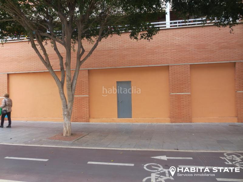 Foto 6e98aae0-8fd3-4ce5-8105-f72b9fab7477. Affitto locale commerciale in calle ortega y gasset 1 in Almería