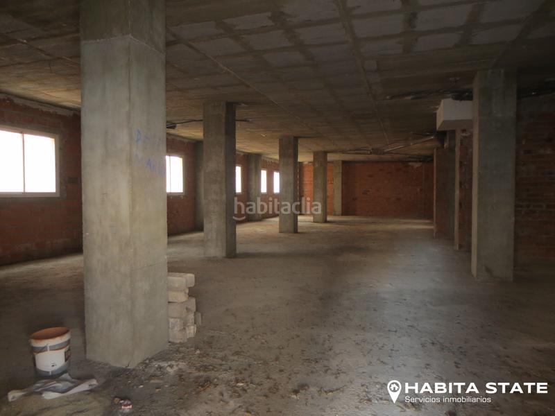 Foto f8391744-71bb-42a2-9b11-a89937295674. Affitto locale commerciale in calle ortega y gasset 1 in Almería