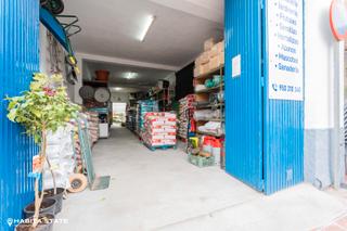 Local Comercial a Avenida juan gazquez martinez 21. Se venden dos locales con negocio  en benahadux.