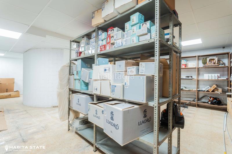 Foto 611a5a02-43a8-4e6a-9b43-b1e9cc74347e. Alquiler local comercial en paseo de Almería 20 magnifico local comercial en pleno paseo . en Almería