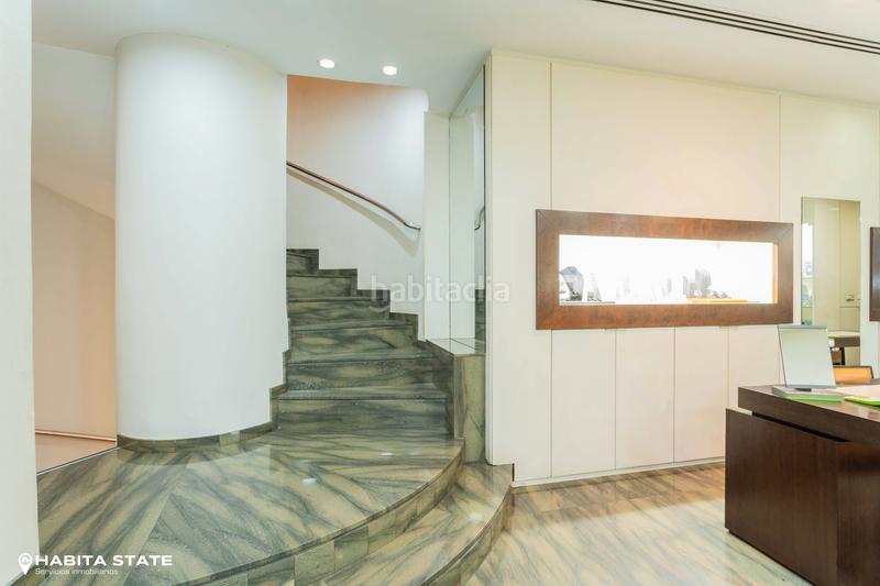 Foto 4476b80c-9998-4932-b713-161b00fb26d3. Lloguer local comercial a paseo de Almería 20 a Centro Almería