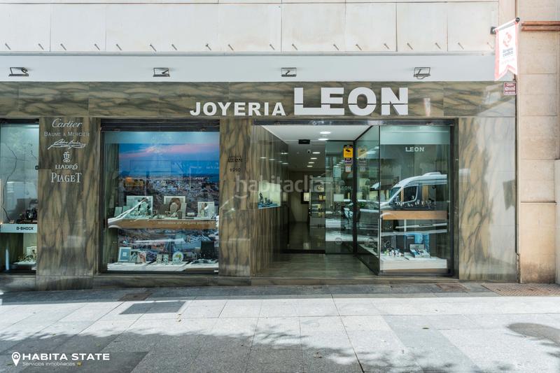 Foto b0713115-d3a7-4f8a-a450-c447f11f2759. Lloguer local comercial a paseo de Almería 20 a Centro Almería