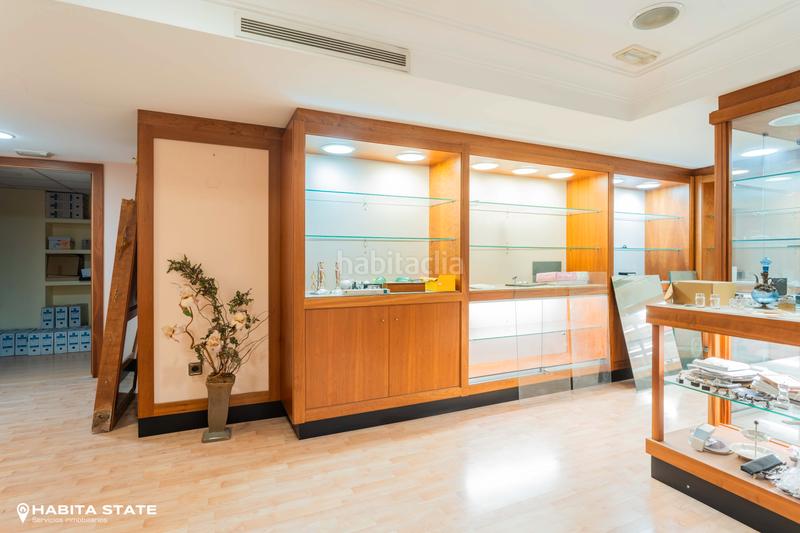 Foto 8fcbb500-b867-471f-8f8c-c7fe5e588670. Miete geschäftsraum in paseo de Almería 20 in Centro Almería