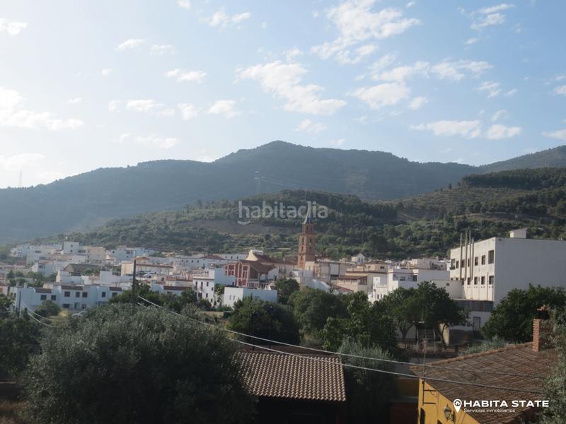 Foto b7f2fc55-8e1e-4b00-b802-c5ce35359c91. Piso venta de piso en Fondón
