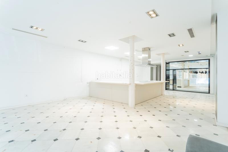 Foto 968e082a-5550-4771-86e9-f72a7163f998. Lloguer local comercial a calle doctor gómez ulla 2 a Almería