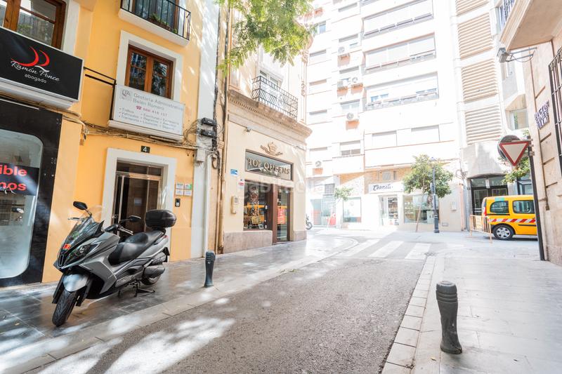 Foto d3fd3d53-9e7f-4c8e-8fe1-d74e38c17b99. Lloguer local comercial a calle doctor gómez ulla 2 a Almería