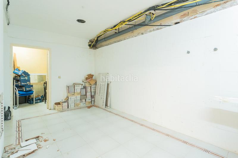 Foto d79da3ec-2992-4320-93c6-0776763c98bc. Lloguer local comercial a calle doctor gómez ulla 2 a Almería